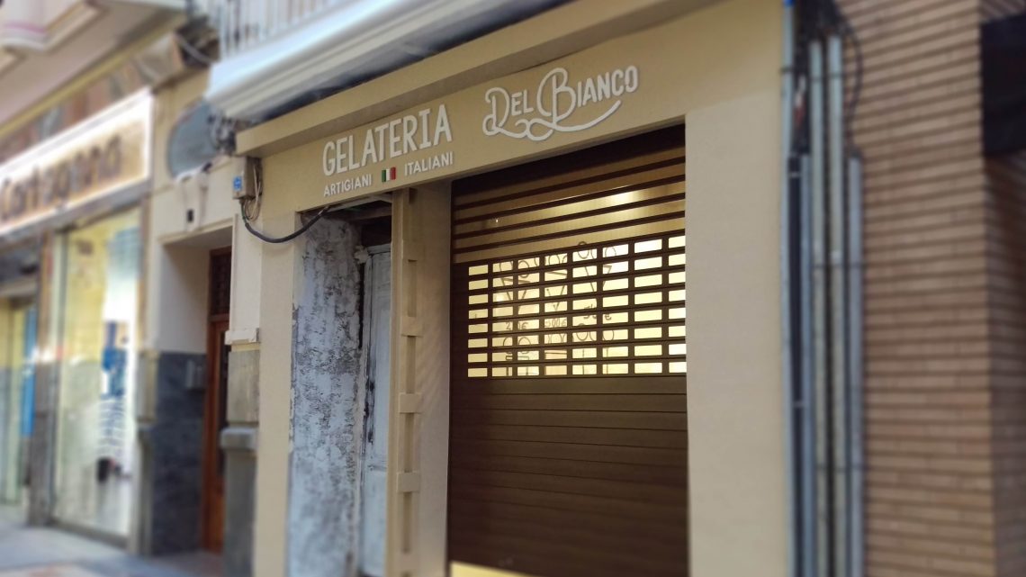 Apertura GELATERIA DEL BIANCO Apertura GELATERIA DEL BIANCO