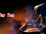 Un extraterrestre cocina Pad Thai