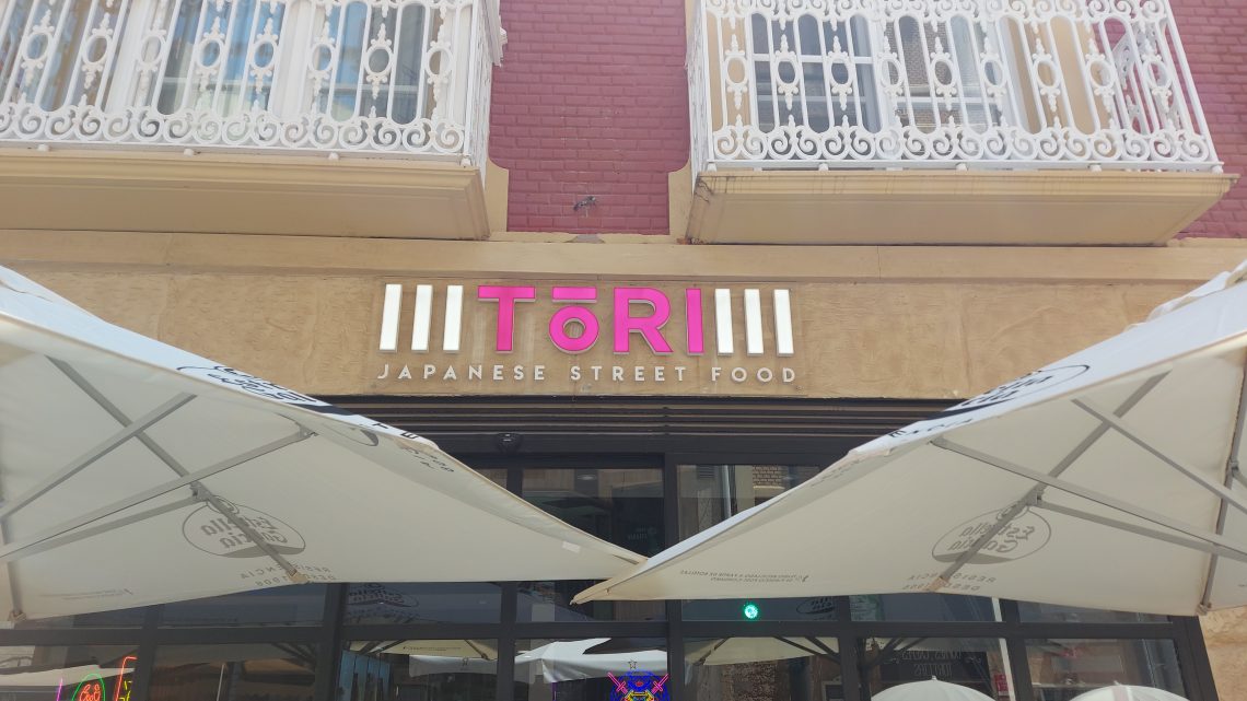 Restaurante TŌRI SUSHI Restaurante TŌRI SUSHI