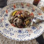 Almejas al Ajillo