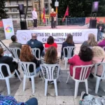 20241116Plaza con el esceñario al fondo