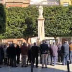 20241208Entonando la salve ante la imagen de la Inmaculada Concepción de la plaza de R