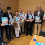 20250106Autor del libro con los prologistas y autoridades