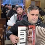 20250113Cuadrilla entrando en la Iglesa de San Antonio de Padua (Tallante)