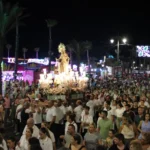 Emoción, devoción y tradición en la romería nocturna de la Virgen del Carmen en San Pedro del Pinatar