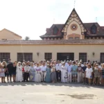 Más de un centenar de personas participan en una visita guiada a la histórica Casa del Reloj