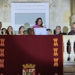 Elena Ruiz Valderas inaugura con emoción la XXXVI edición de Carthagineses y Romanos